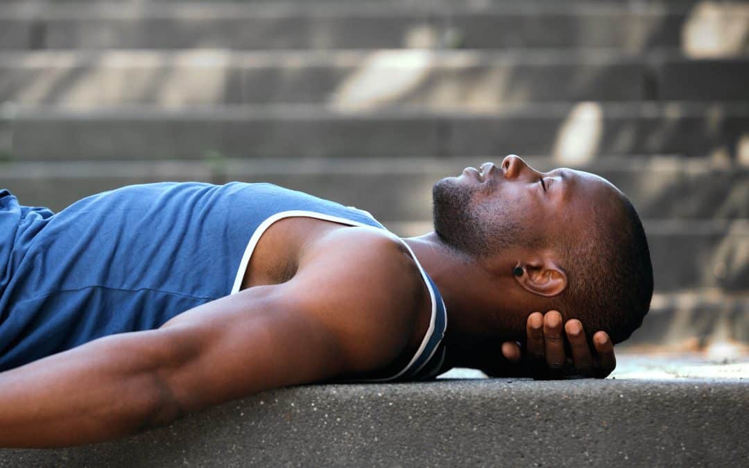 Lien entre sport et sommeil : impact sur la santé et la performance